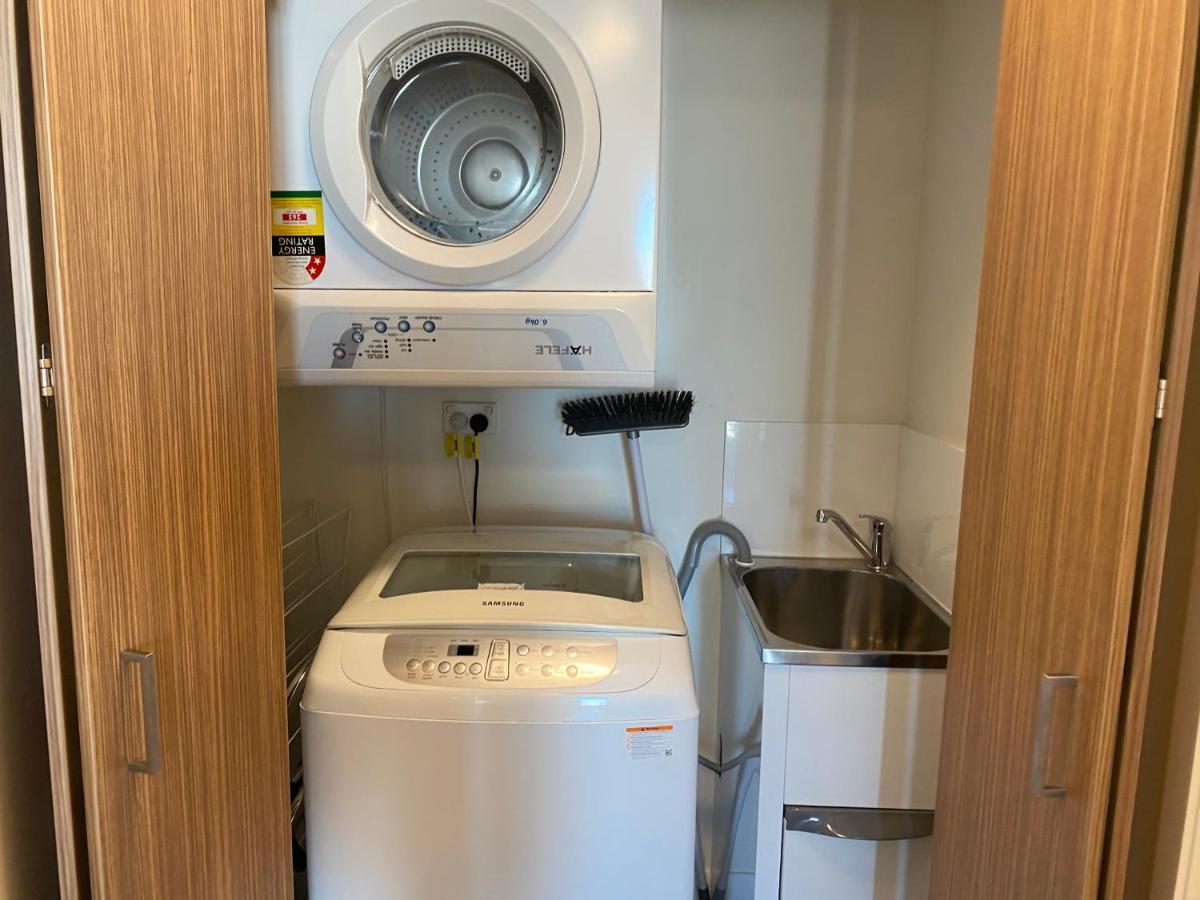 Airtrip Apartments On River Street, Макай Екстериор снимка